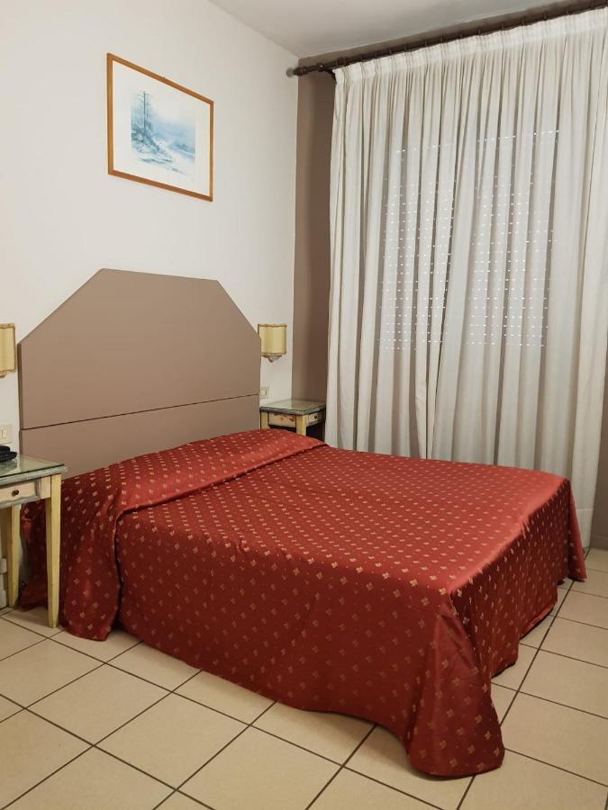 Hotel Ariston Mestre Exterior foto