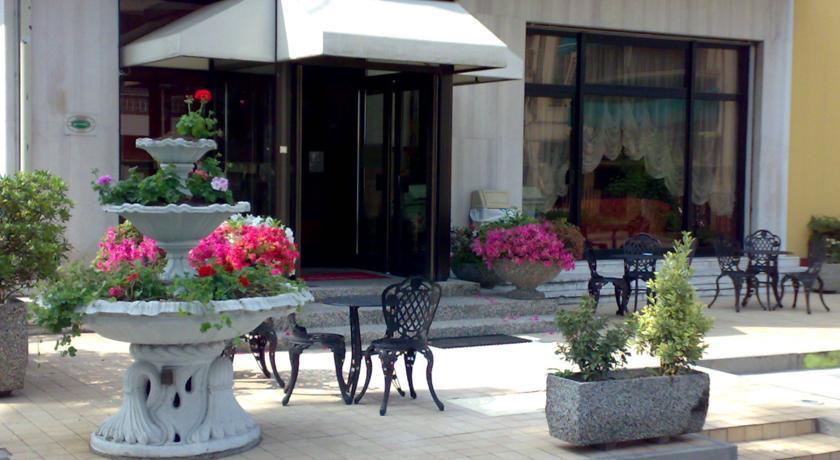 Hotel Ariston Mestre Exterior foto