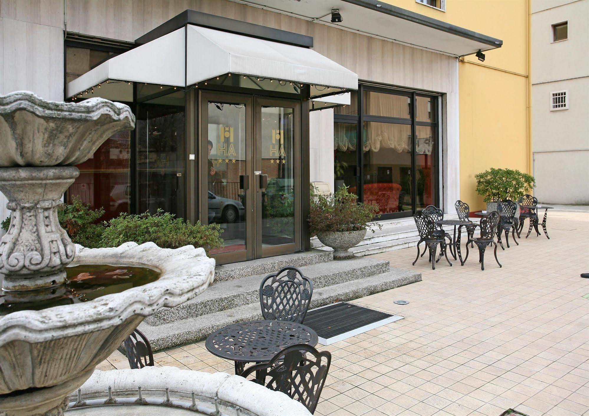 Hotel Ariston Mestre Restaurante foto